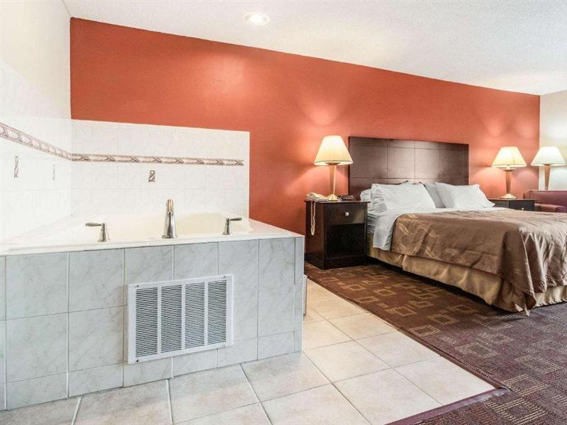 Holiday Inn Express Cincinnati-Lawrenceburg Buitenkant foto
