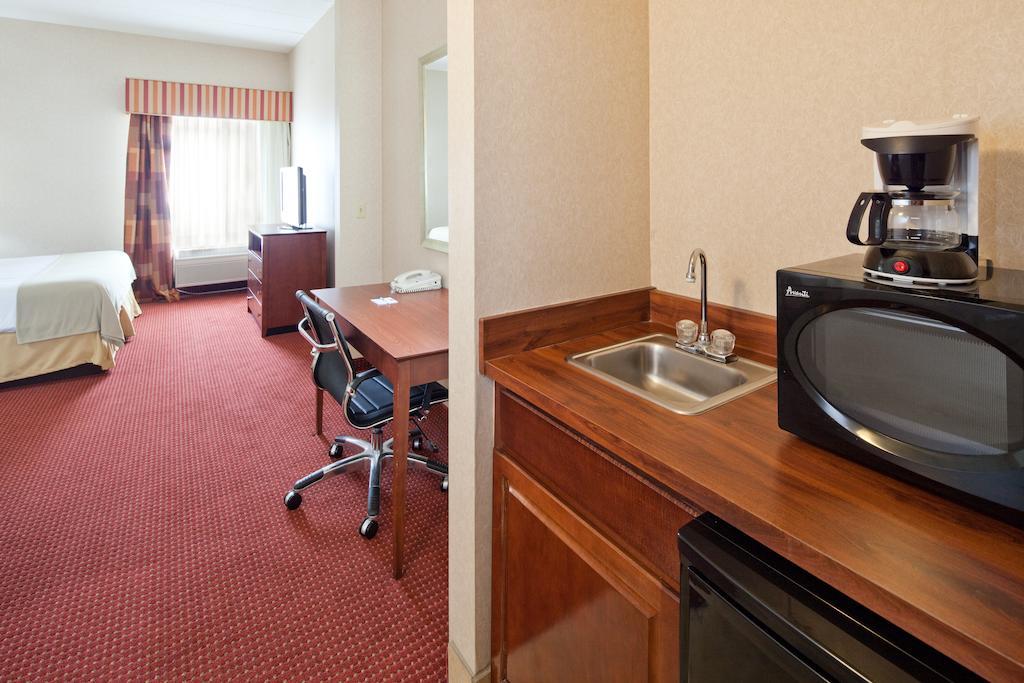 Holiday Inn Express Cincinnati-Lawrenceburg Buitenkant foto