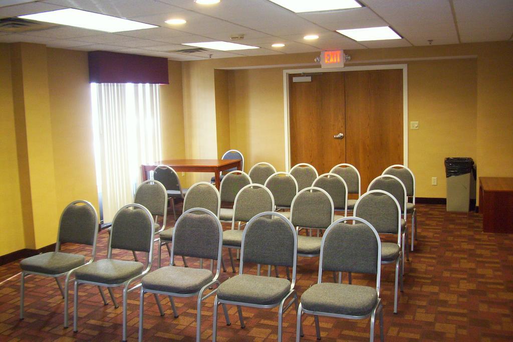 Holiday Inn Express Cincinnati-Lawrenceburg Buitenkant foto