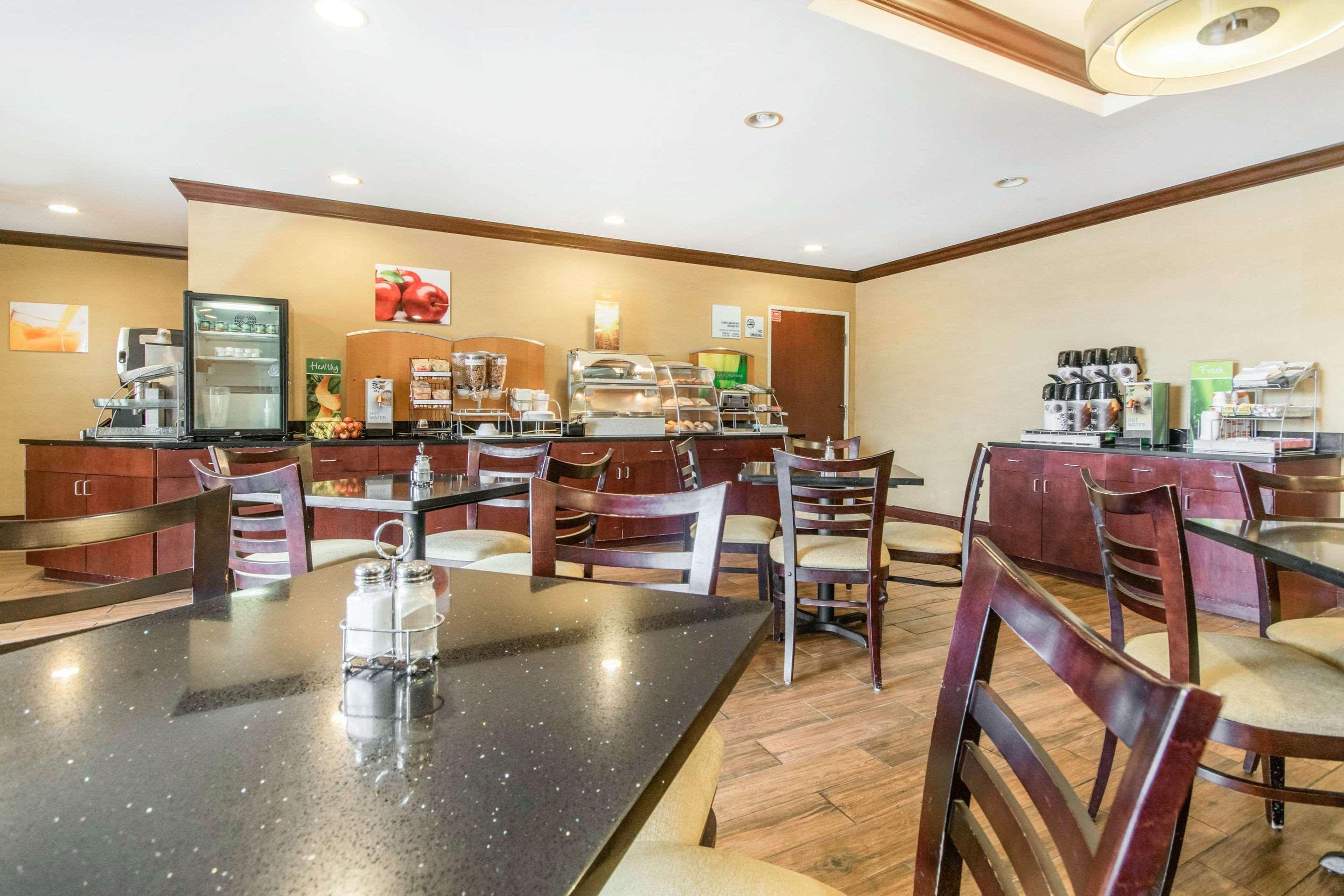 Holiday Inn Express Cincinnati-Lawrenceburg Buitenkant foto