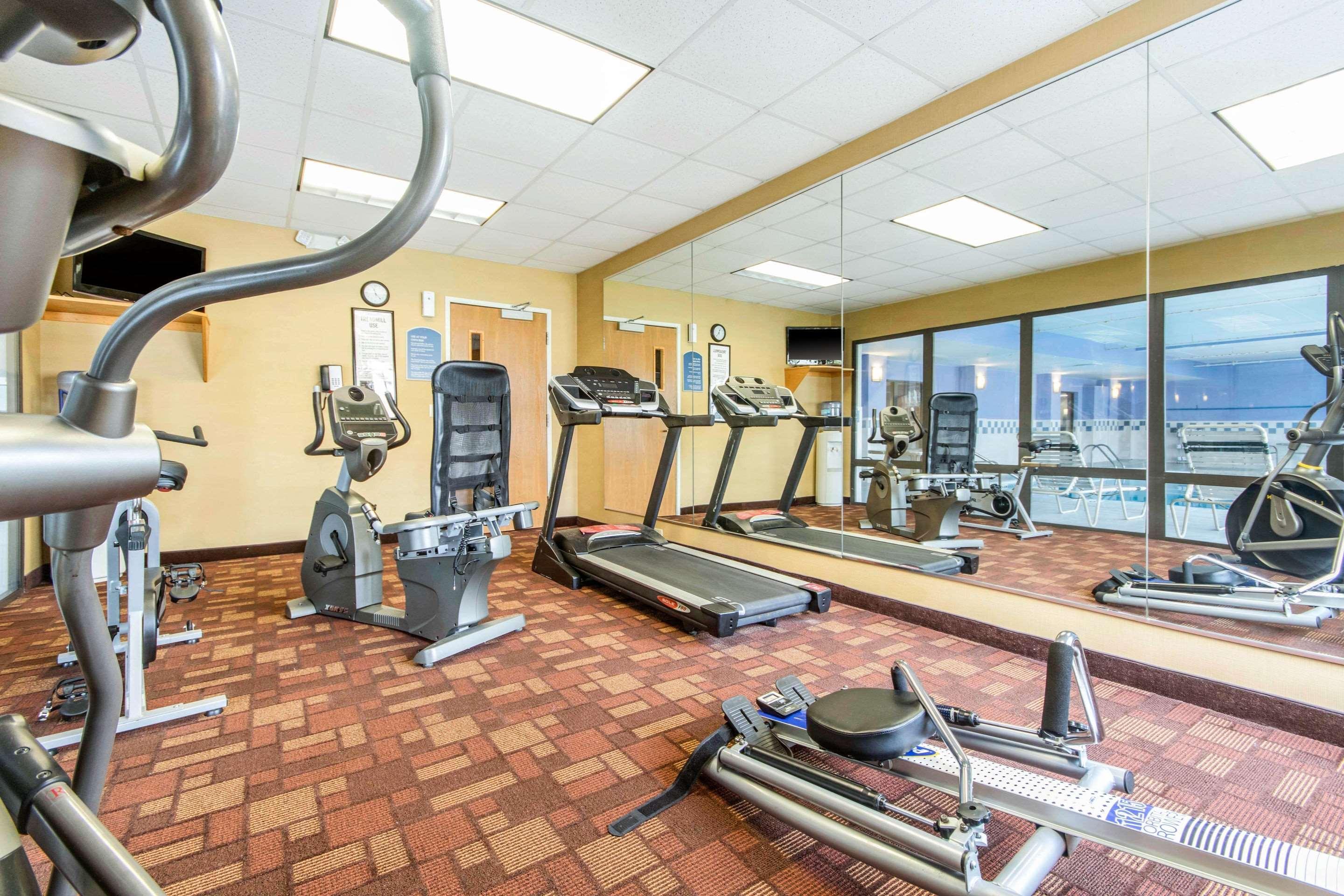 Holiday Inn Express Cincinnati-Lawrenceburg Buitenkant foto